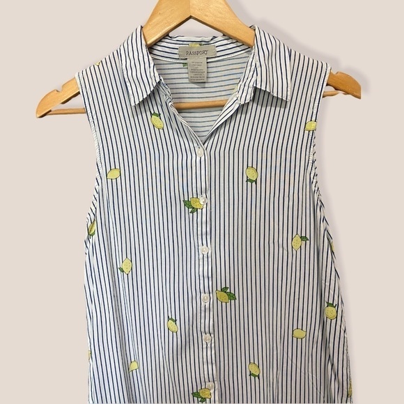 Passport Sleeveless Button Down Top - Picture 3 of 7